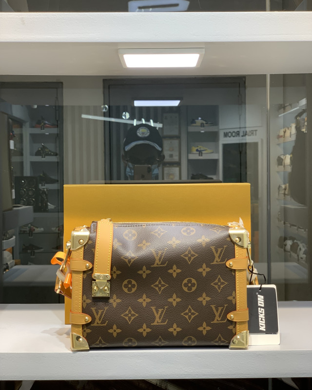 Louis Vuitton Monogram Canvas Side Trunk PM (1:2)
