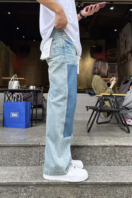 Kicks On Cargo Vintage TEE Jean