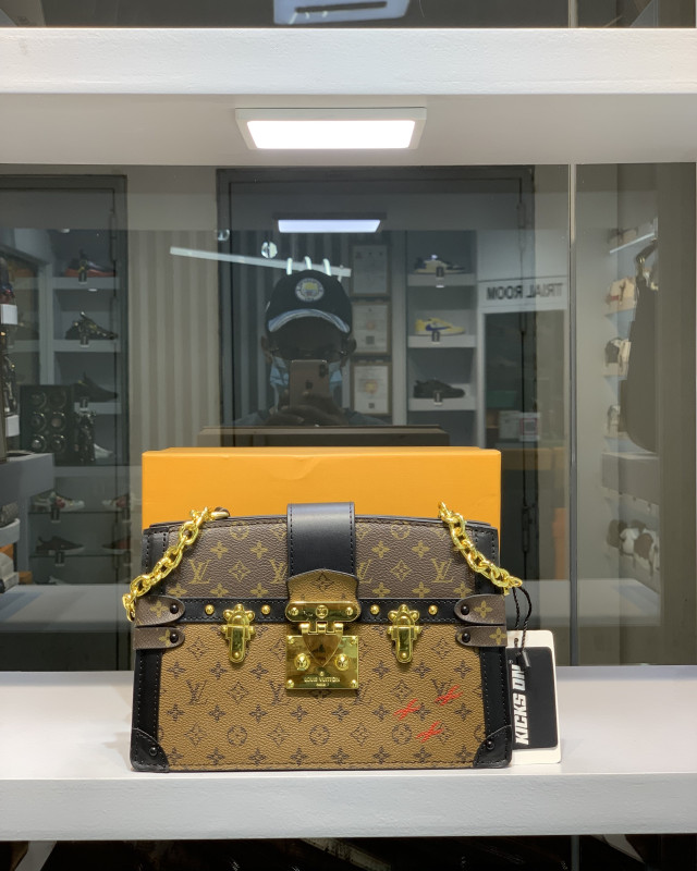 Louis Vuitton Clutch Trunk Monogram Reverse Brown (1:2)